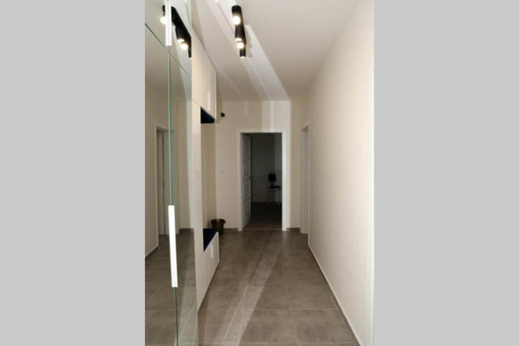 Super Luxurious & Spacious Designer Apartment. スタラ・ザゴラ エクステリア 写真